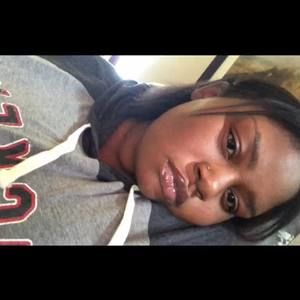 Meet your Posher, Briana